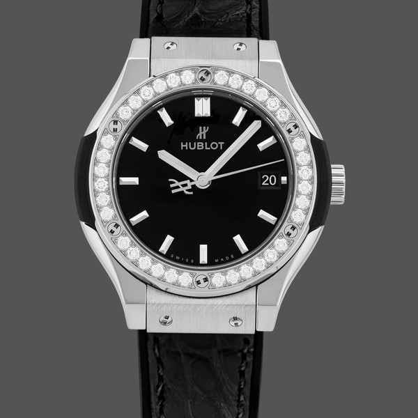 Replica Hublot Classic Fusion 581.NX.1171.LR.1104 33mm Lady Uhr Zarte Verarbeitung