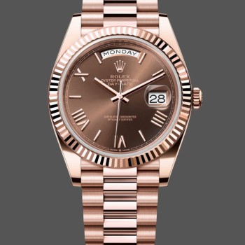 Replica Rolex Day-Date 228235 Chocolate Brown Dial Fluted Bezel 40mm Herren Replica Uhren